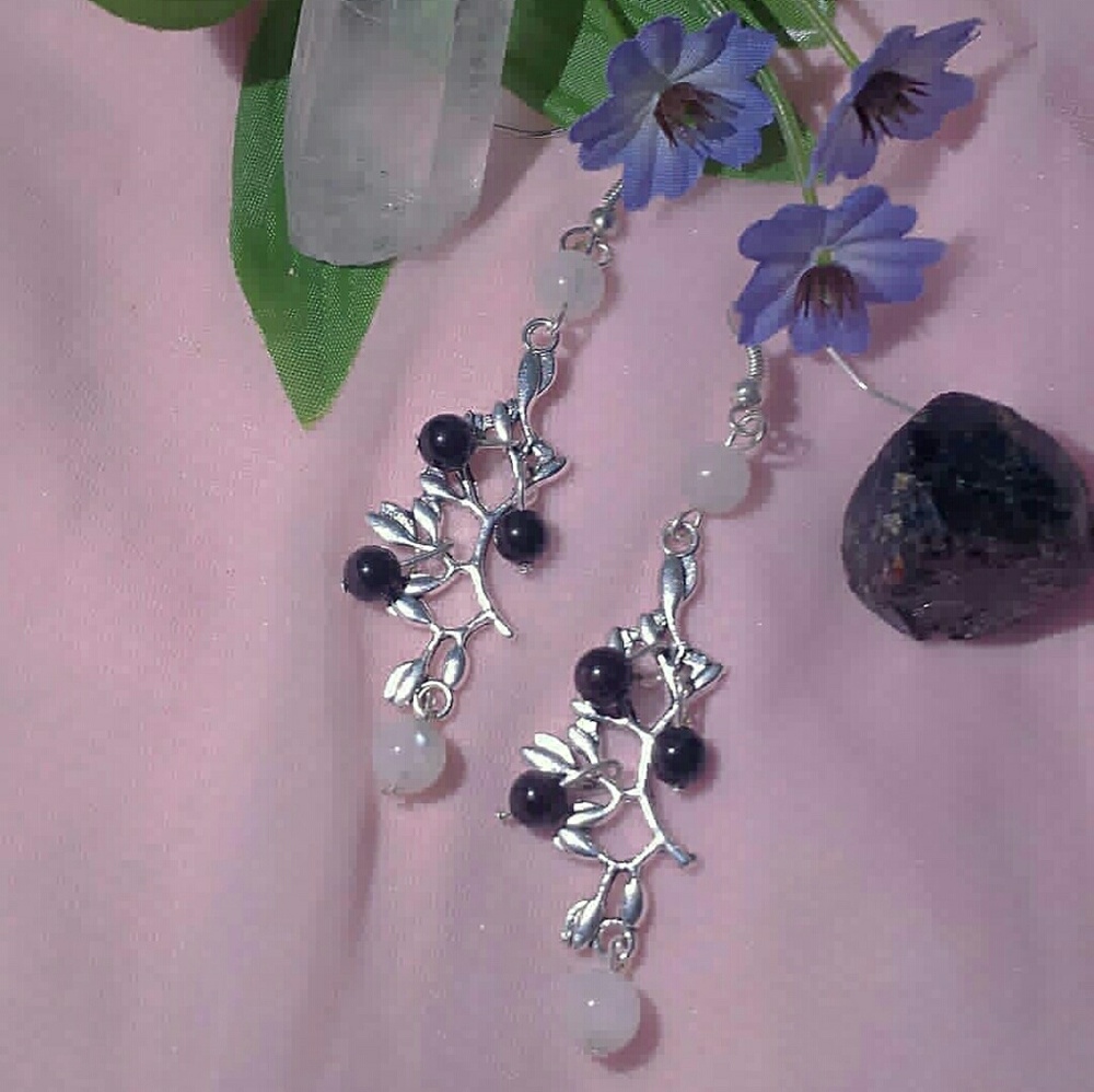 SOLD • The Royale Garden earrings